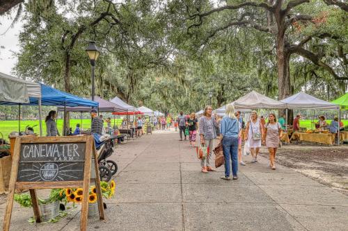 Savannah Livin' - image 2