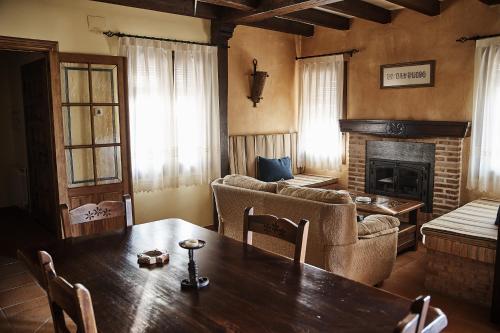 Casa Rural El Cantueso in 洪塔納爾