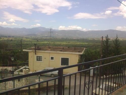  Gregory house in Dhesíllas