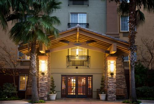 Larkspur Landing Pleasanton-An All-Suite Hotel - Pleasanton