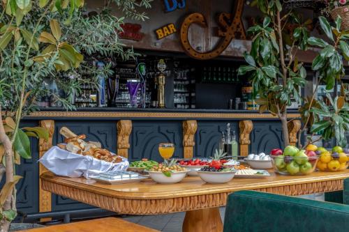 Sanat Hostel & Caravan Taksim - image 13