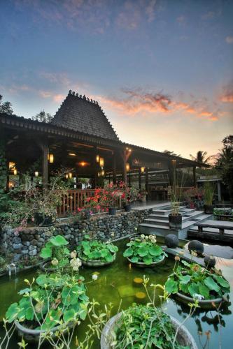 מסעדה, Amata Borobudur Resort in מגלאנג