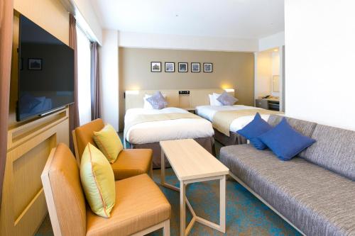 room detail thumbnail 1