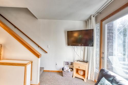 Beaches Inn | Sand Dune Townhouse - image 7