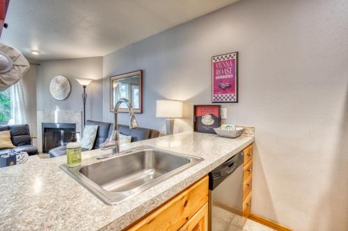 Beaches Inn | Orca Bay Townhouse