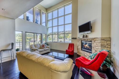 The Lofts #4A - Steps to the Slopes in Brian Head (UT)