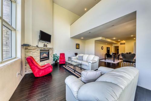 The Lofts #4A - Steps to the Slopes in Brian Head (UT)