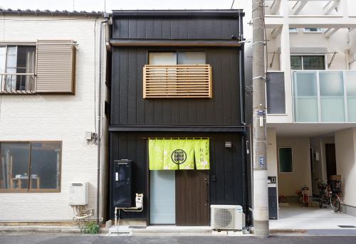 One-Bedroom Apartment image 10