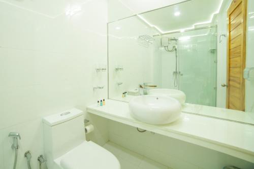 224958927 PERLA Dhangethi
