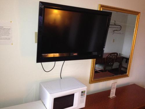 Embassy Motel - Franklin Franklin (WI)