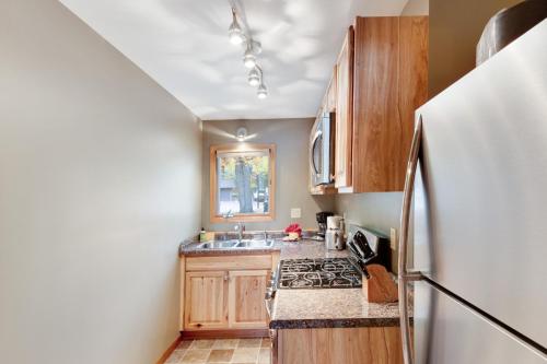 Chanticleer Inn: Villa 7 - main image