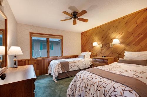 Chanticleer Inn: Villa 7 - image 4