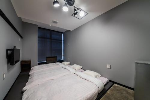 Japanese-Style Triple Room with Shared Bathroom - Non-Smoking