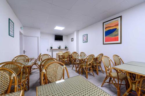 Comfort Hotel Rouen Alba - image 8