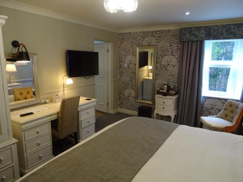 The Belmore Hotel