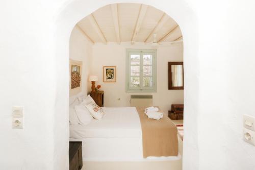 The House in the Field - image 13