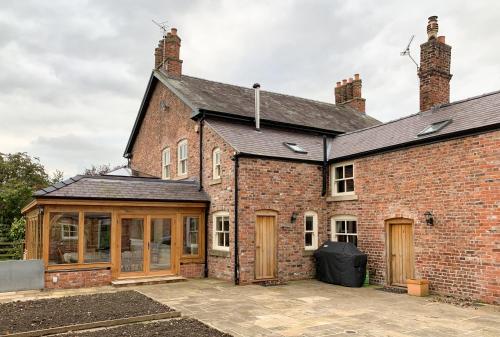 Hollies Farm B&B - image 8