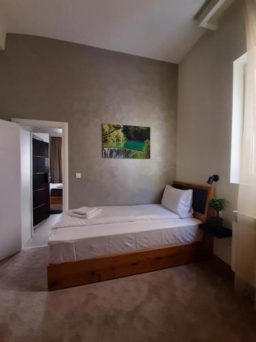 Urban Lodge Belgrade - image 4