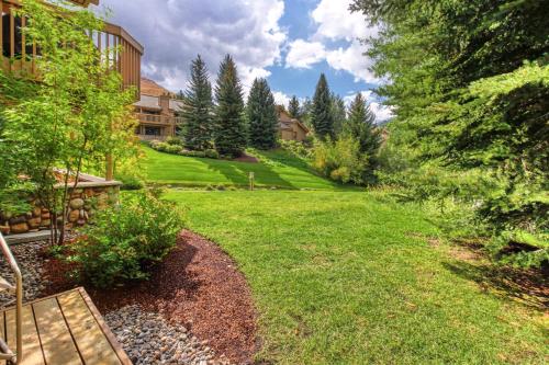 Baldy View Snowcreek - image 5