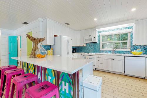 Blue Heron Beach House - image 2