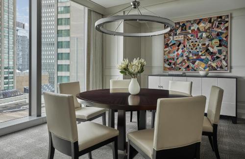 Four Seasons Hotel One Dalton Street Boston - image 5