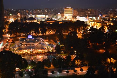 BELUX HOTEL Over view