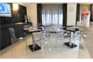 Golden Hotel, Naples (photo 7)