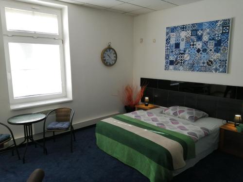 Galaxy Rooms & Studios