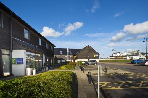 Holiday Inn Express London - Epsom Downs an IHG Hotel - image 7