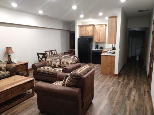 Sawtelle Mountain Resort - image 8