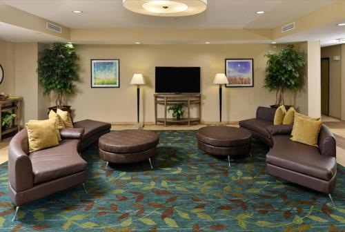 Candlewood Suites Houma an IHG Hotel - image 2