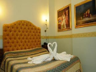 B&B Art Suite Santa Brigida, Neapel (Foto 8)