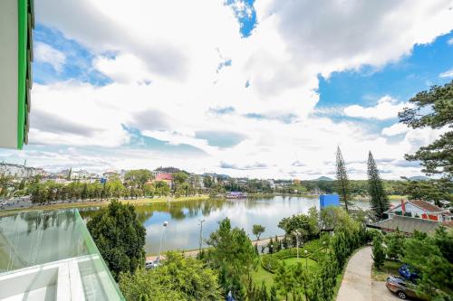 Nhật Nguyên Hotel – Dalat