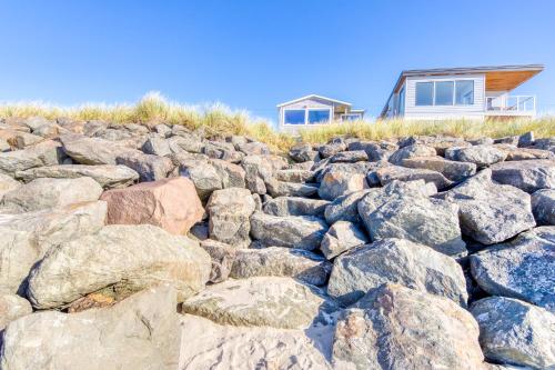 Salty Shore - image 2
