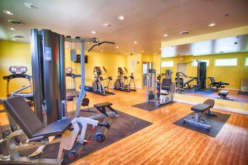 Z Loft Extended Stay Hotel - 피트니스 센터