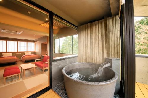 Japanese Western Twin Room with Semi Open-Air Bath - Non-Smoking - Annex