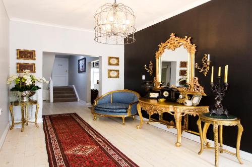 中心旅館民宿 Lodge on Main Guest House