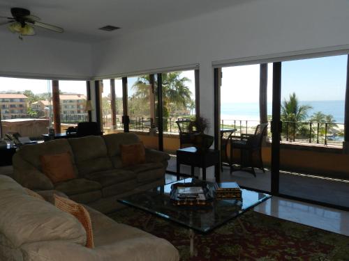 Condominios Brisa - Ocean Front