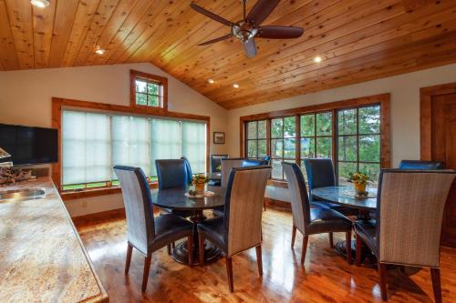 Glen Elk Lodge - image 8