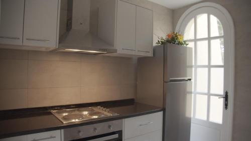 Suites Hotel Les Charmilles & Spa — Main Photo