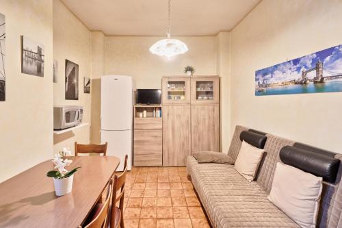 Torino Subway Apartment