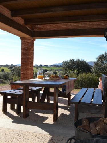  Casa Rural Valdefresno, Pension in Retuerta de Bullaque bei El Torno