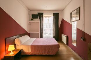 Hostal La Casa de La Plaza, Madrid (photo 9)