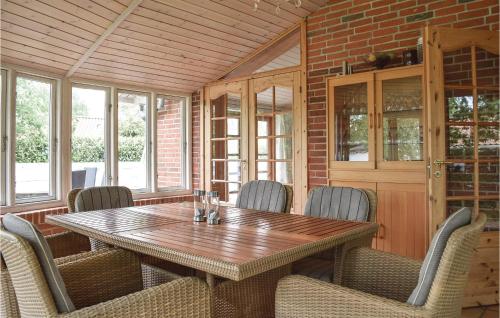 المنظر الخارجي, Holiday Home Juelsminde With Fireplace 7 in Juelsminde Town Center