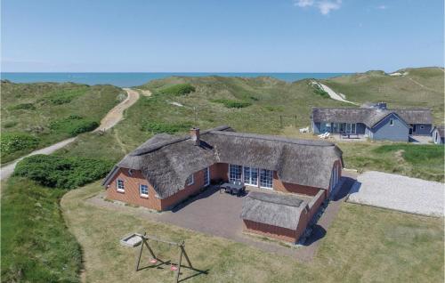 4 Bedroom Amazing Home In Ringkøbing