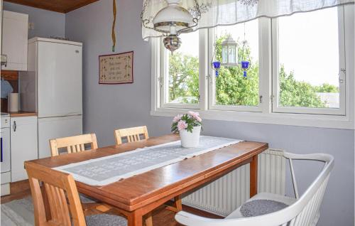 Konyha, Gorgeous Home In Burseryd With Wifi in Ahult