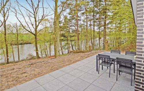  1 Bedroom Stunning Home In Brande in Brande