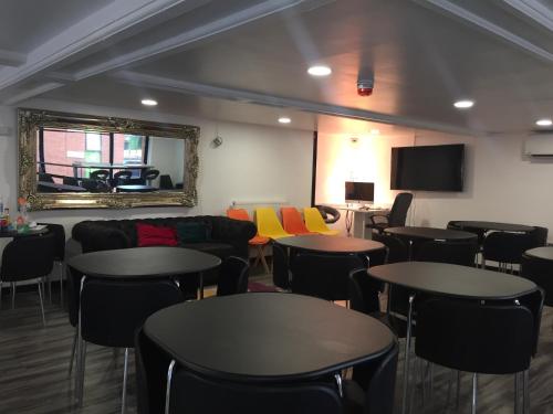 Rahman Hostel, Manchester (photo 7)
