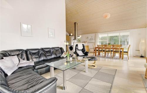 7 Bedroom Stunning Home In Herning