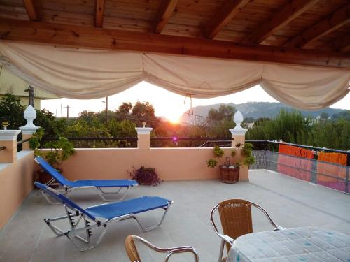 Kostas Apartments & studios - image 9